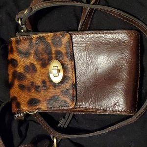 Patricia Nash phone purse purse sling style.. With cheetah leopard print and Bro